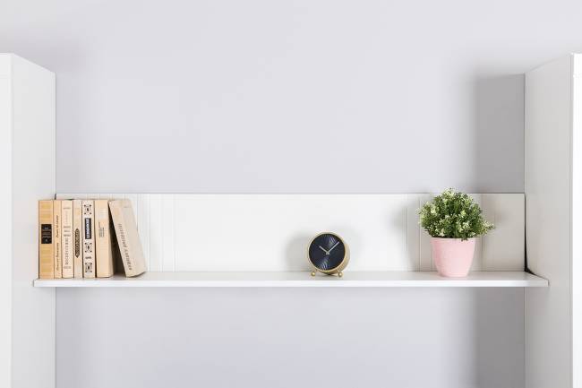 Тумба-комод и шкаф с тремя стеклянными дверками в гостиную Валенсия цвет белый шагрень Тумба-комод и шкаф с тремя стеклянными дверками в гостиную Валенсия цвет белый шагрень