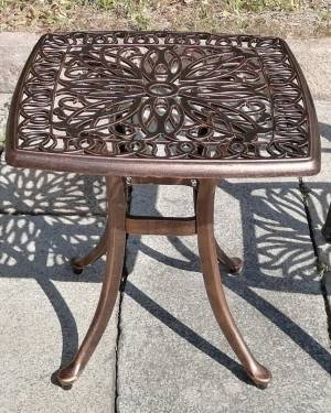 Столик кофейный Malta из литого алюминия