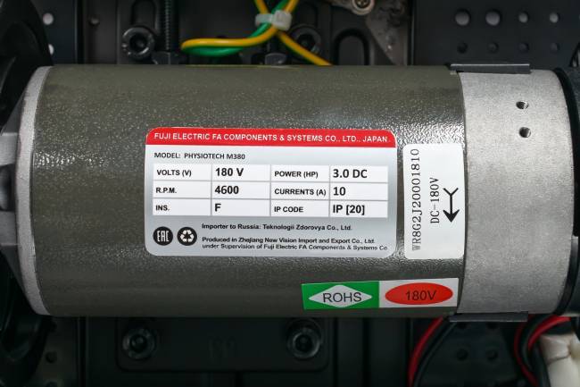 Беговая дорожка Titanium Masters Physiotech M380 Беговая дорожка Titanium Masters Physiotech M380